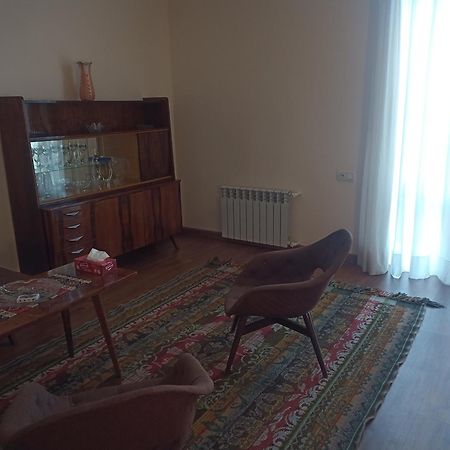Spacious One Bedroom Apartment In The City Centre Γιερεβάν Εξωτερικό φωτογραφία