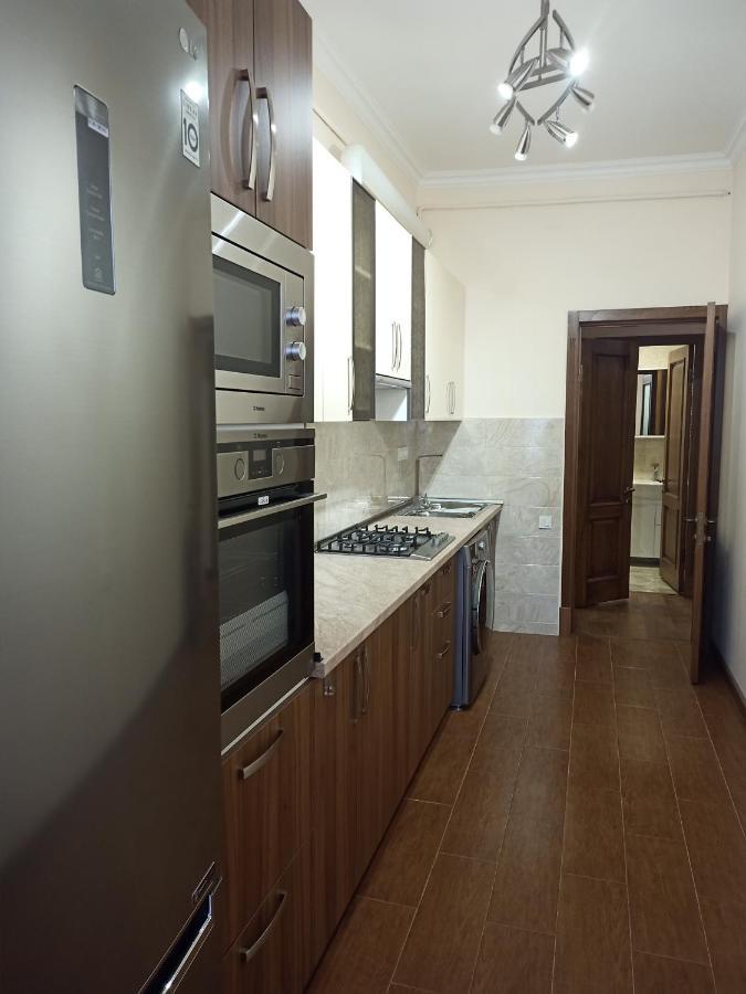 Spacious One Bedroom Apartment In The City Centre Γιερεβάν Εξωτερικό φωτογραφία